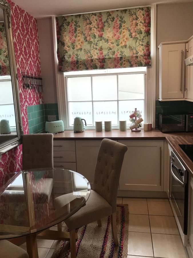 באת' 2 Bed, Ground Floor Bijou Georgian City Apartment מראה חיצוני תמונה