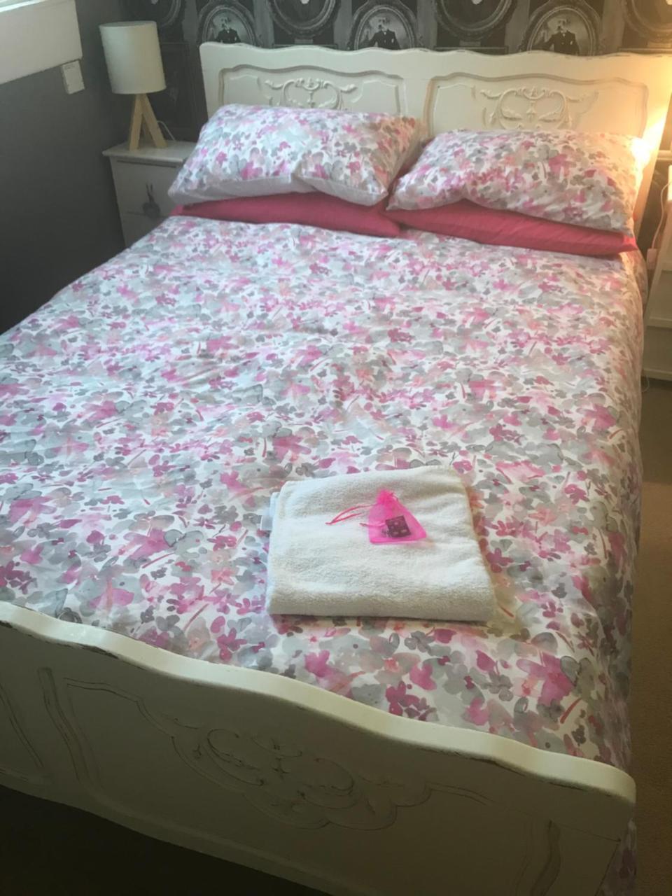 באת' 2 Bed, Ground Floor Bijou Georgian City Apartment מראה חיצוני תמונה